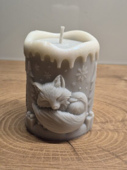 Talvine magava rebasega küünal